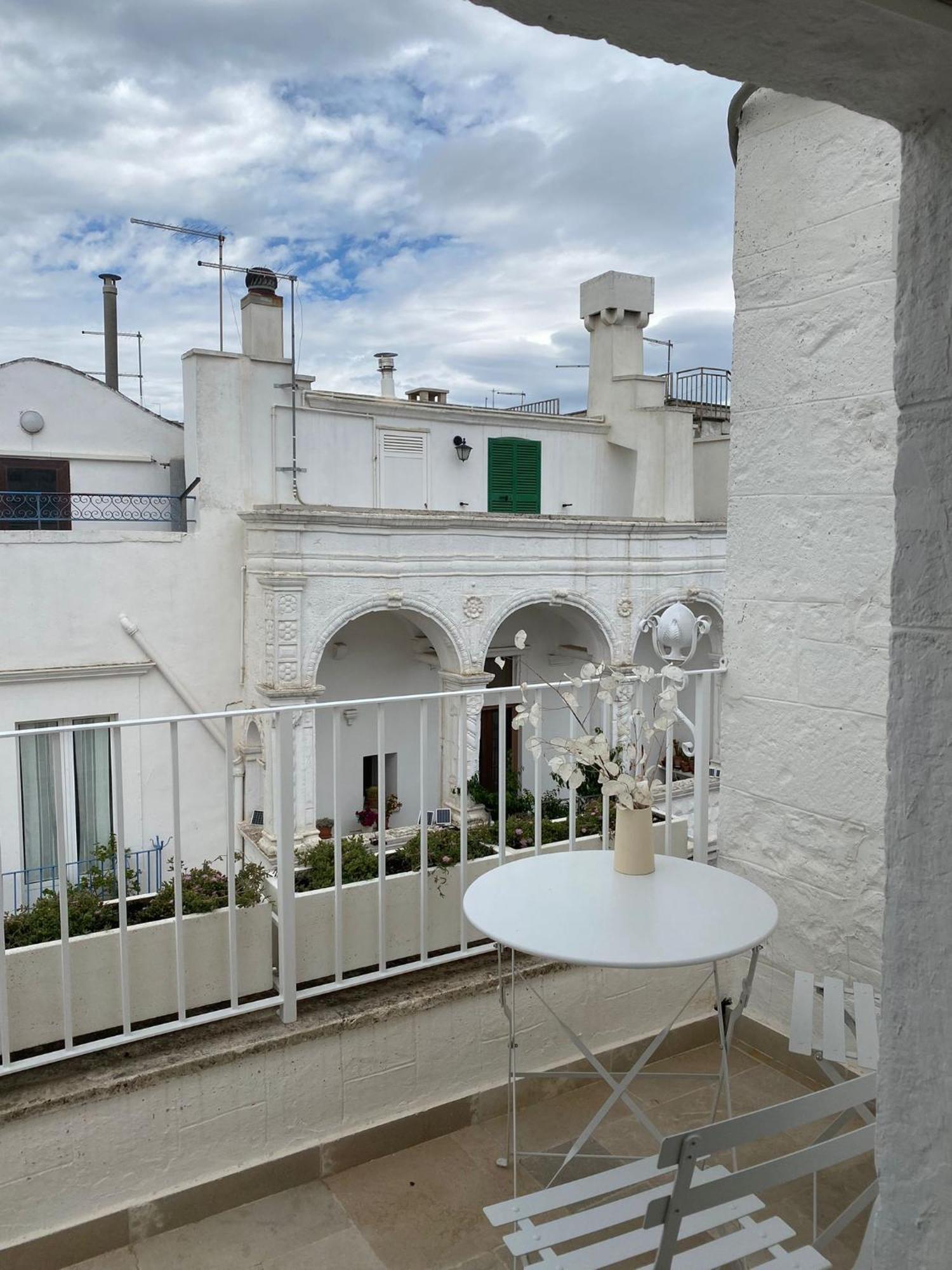 Casa U Burie, Casa Design Con Terrazza Panoramica E Jacuzzi Διαμέρισμα Cisternino Εξωτερικό φωτογραφία